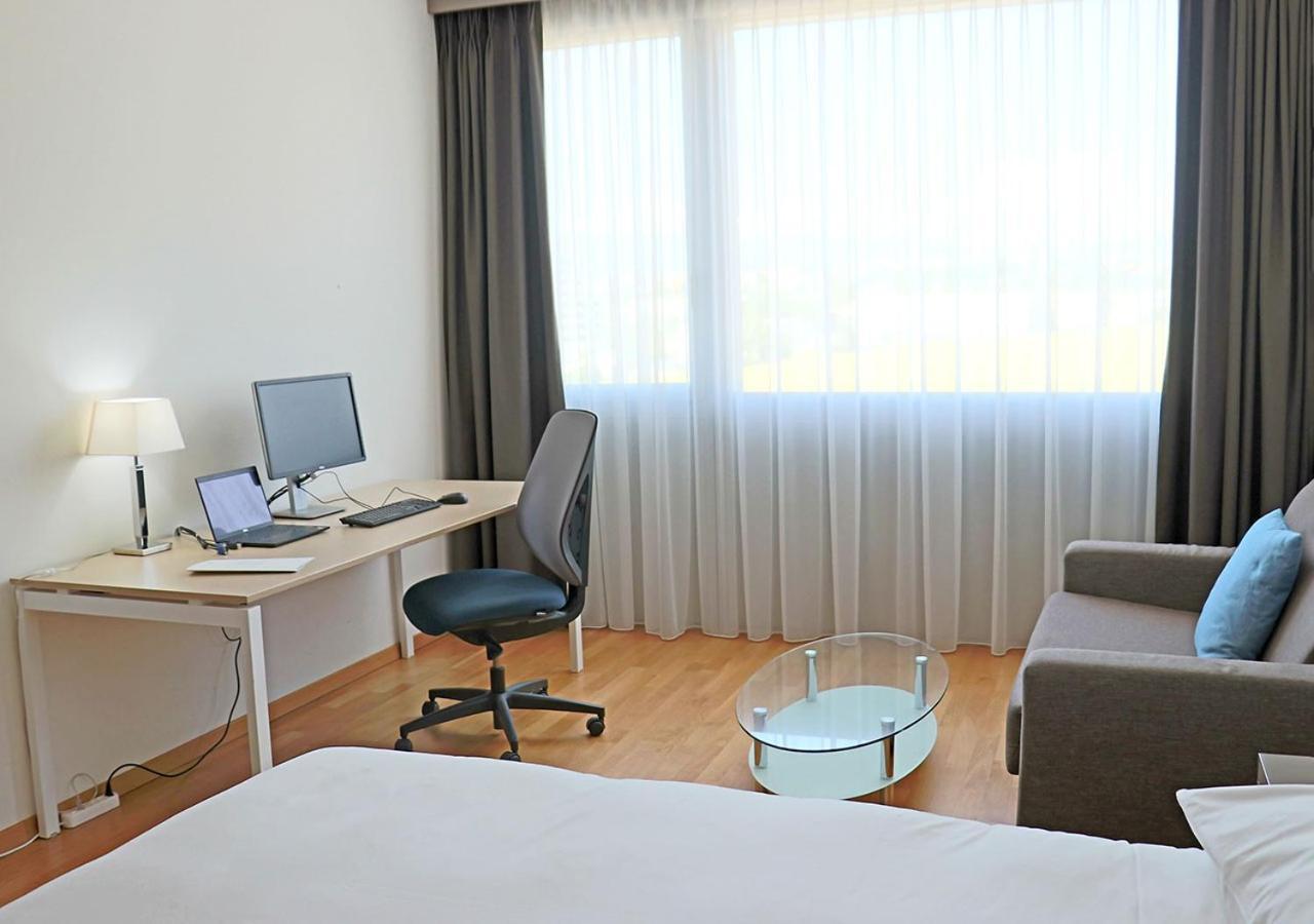 Discovery Hotel 3* Superior Crissier Eksteriør bilde