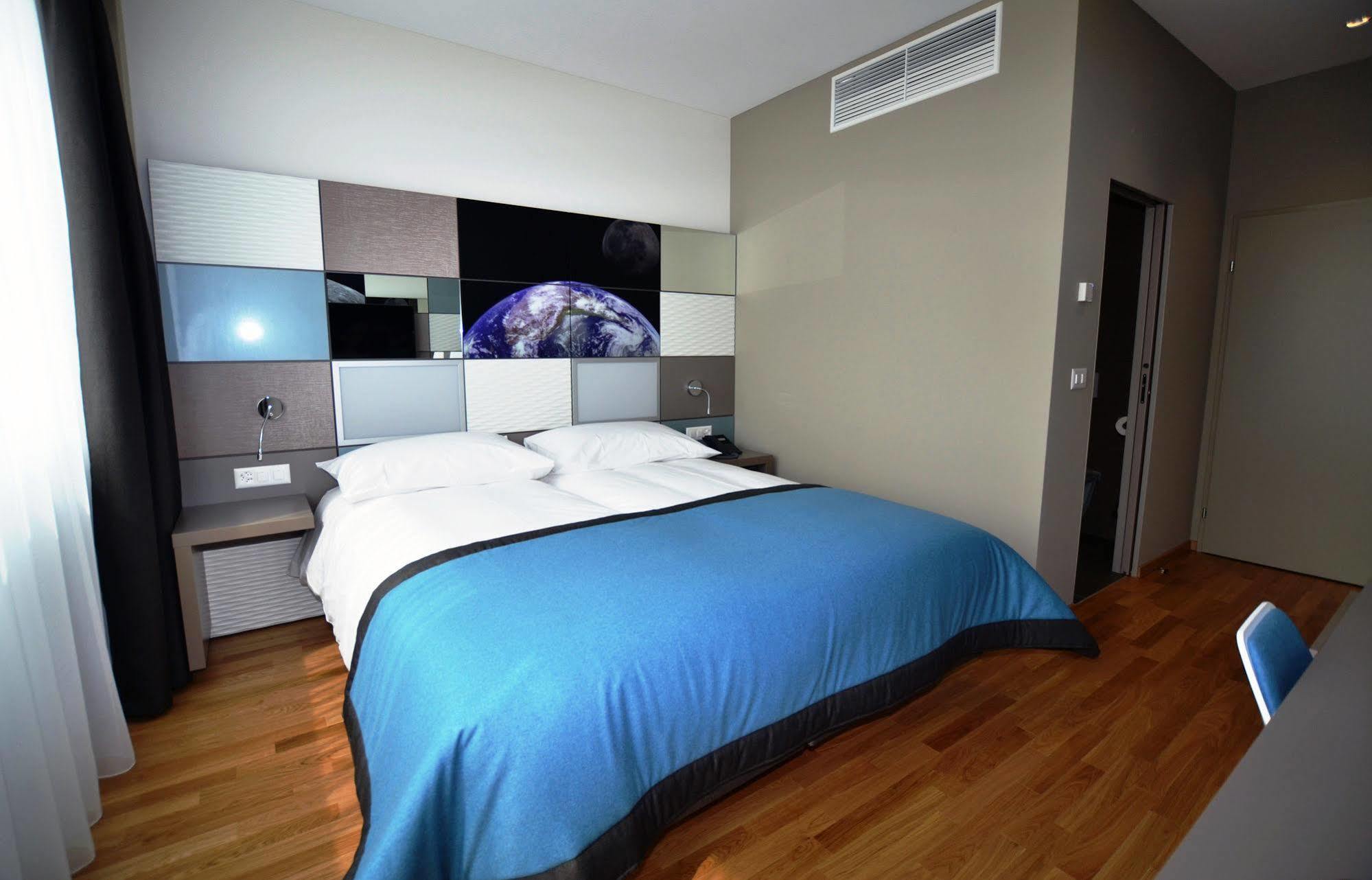 Discovery Hotel 3* Superior Crissier Eksteriør bilde
