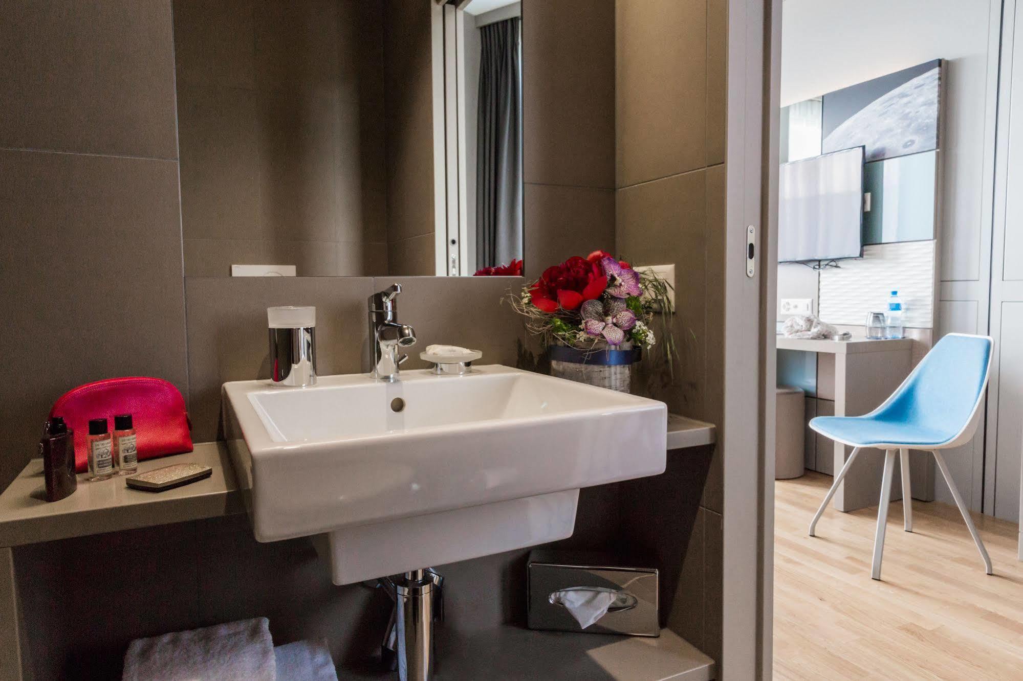 Discovery Hotel 3* Superior Crissier Eksteriør bilde