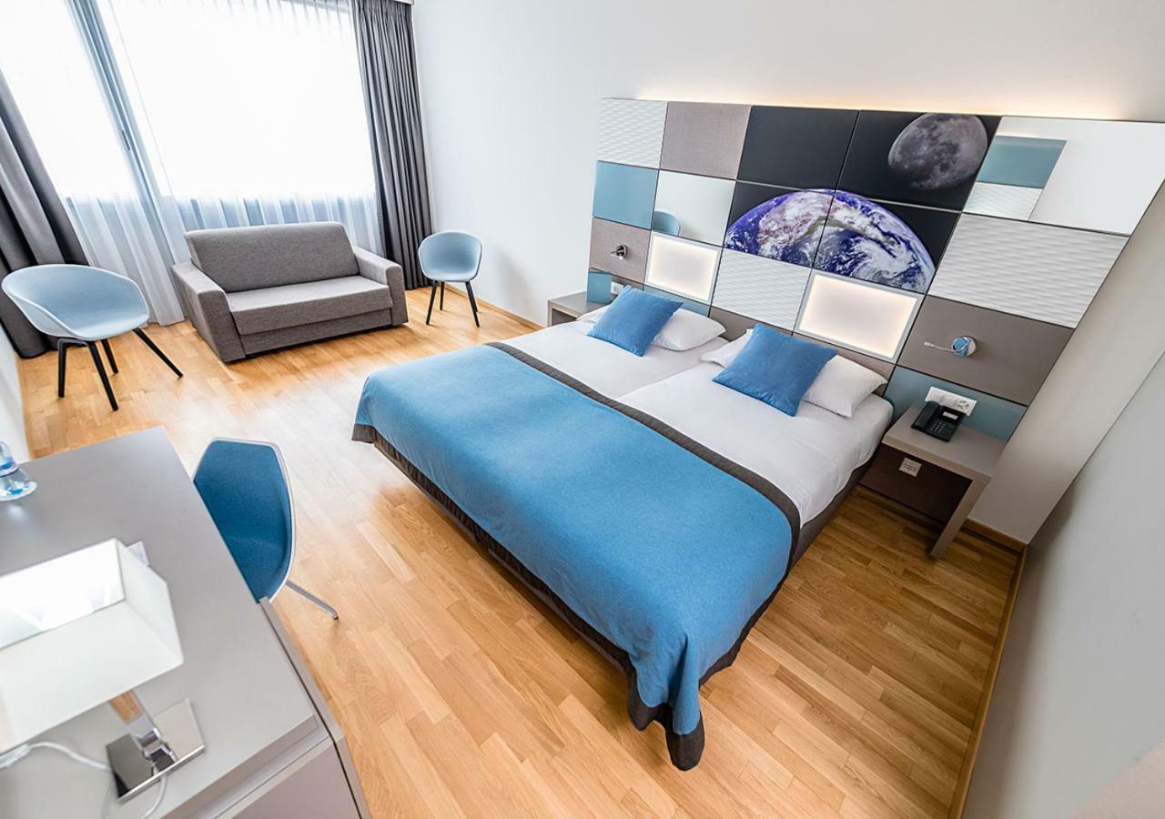 Discovery Hotel 3* Superior Crissier Eksteriør bilde